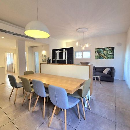 Beach Apartments Tlv - Exclusive Тель-Авів Екстер'єр фото